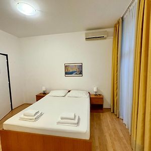 Economy Zimmer mit Kingsize-Bett